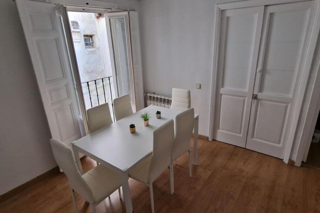 Apartamento en el centro de Madrid  Exterior foto